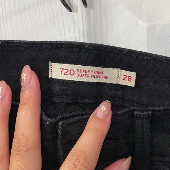 Levi's 720 Super Skinny High Rise Jeans - Picture 5 of 6